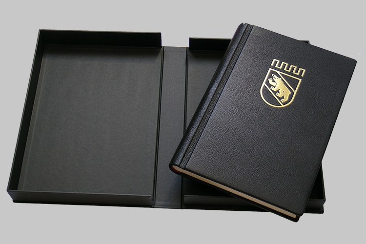 Leder-Gästebuch mit Buch-Kassette